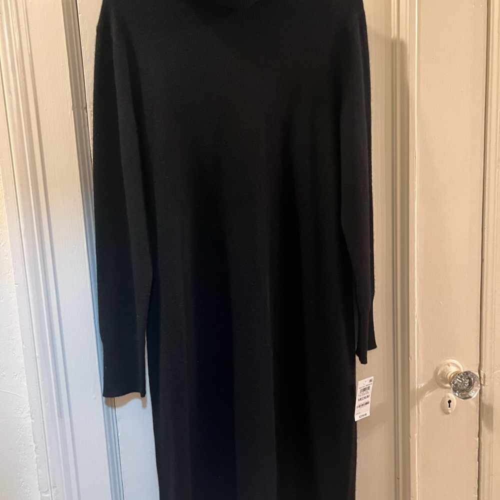 Elegant Black Long Sleeve Dress